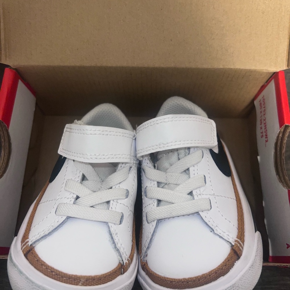 Nike Kids White and Tan Sneakers